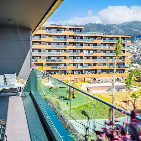 View Funchal (Madeira)